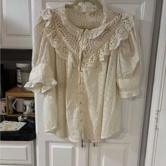 Love The Label Tops - Love The Label Cream Puff Sleeve Blouse with Ruffled Bib Collar